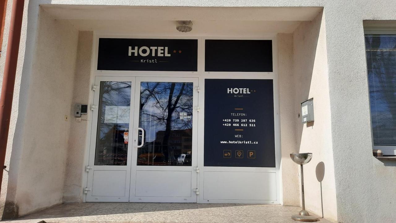 Hotel Kristl Пардубице Экстерьер фото